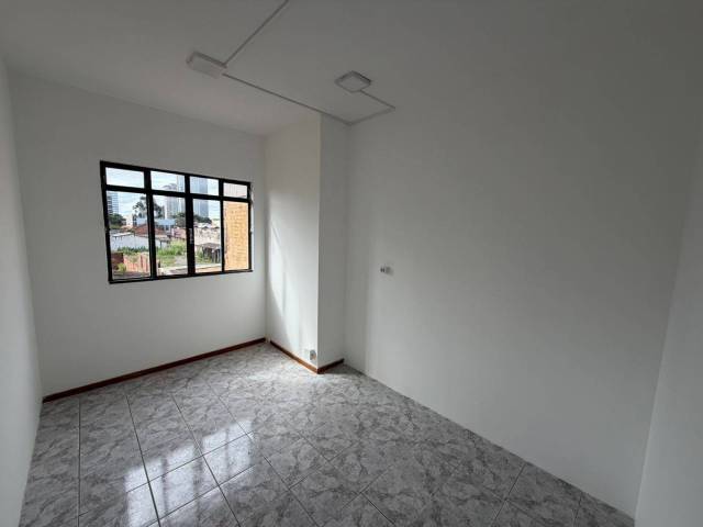 #01214.001 - Sala para Locação em Arapongas - PR