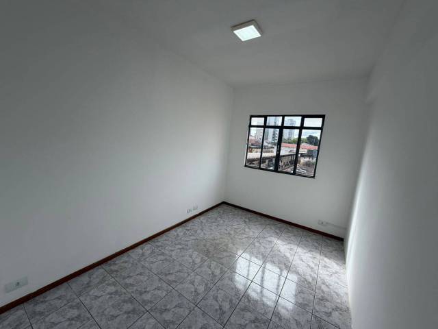 Sala para Locação em Arapongas - 4