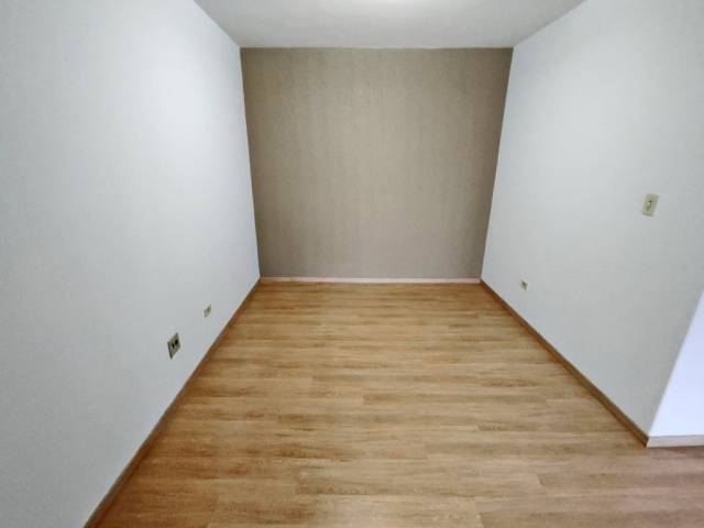 #1792 - Apartamento para Venda em Arapongas - PR