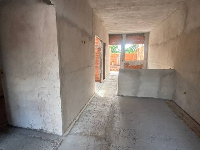 #2232 - Casa para Venda em Arapongas - PR