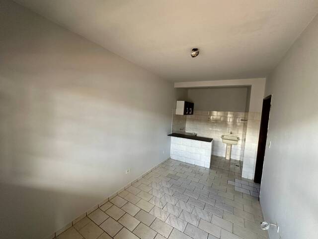 #90066.010 - Apartamento para Locação em Arapongas - PR