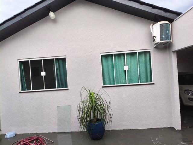 #2137 - Casa para Venda em Arapongas - PR