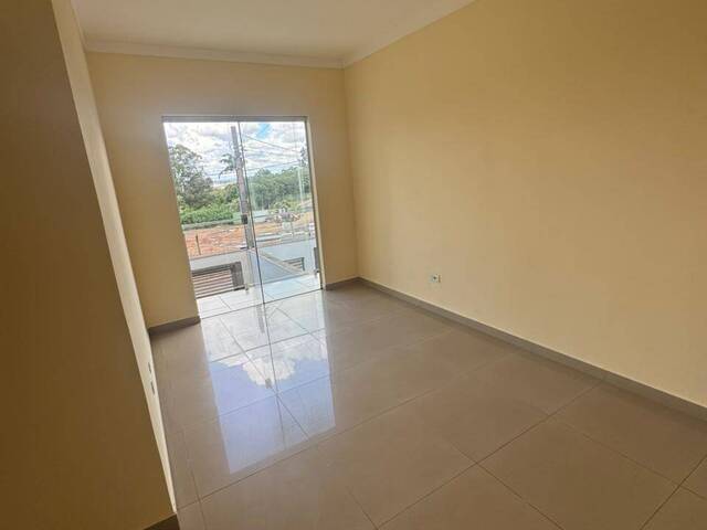 #00041.079 - Sobrado para Locação em Arapongas - PR