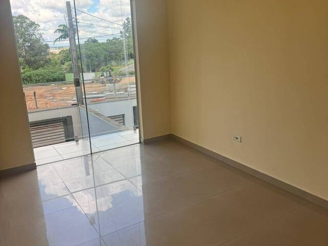 #00041.079 - Sobrado para Locação em Arapongas - PR