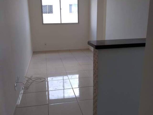 #2269 - Apartamento para Venda em Arapongas - PR