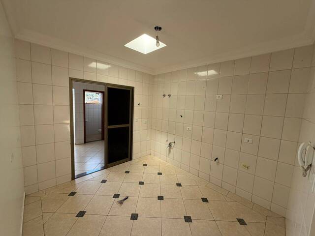 Apartamento para Locação em Arapongas - 5