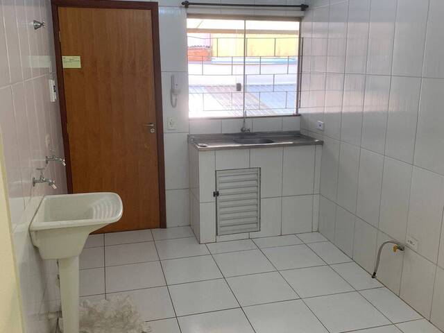 Apartamento para Locação em Arapongas - 2