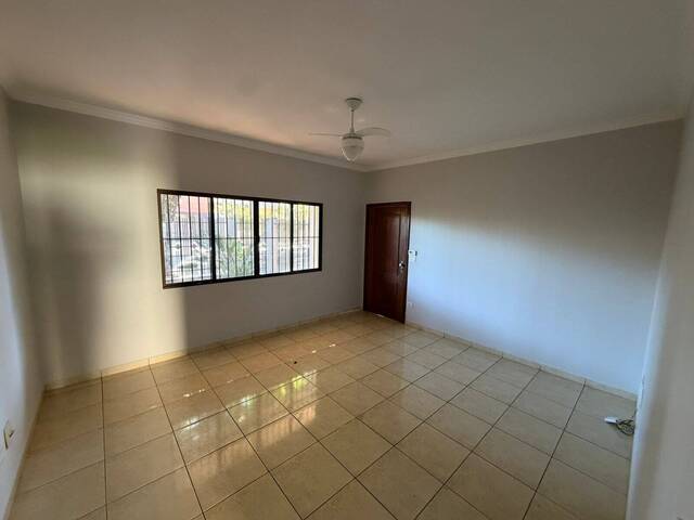 #06500.001 - Casa para Locação em Arapongas - PR