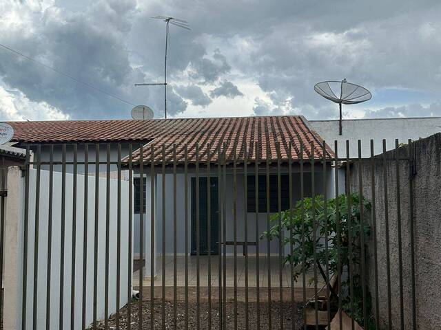 #04026. - Casa para Locação em Arapongas - PR