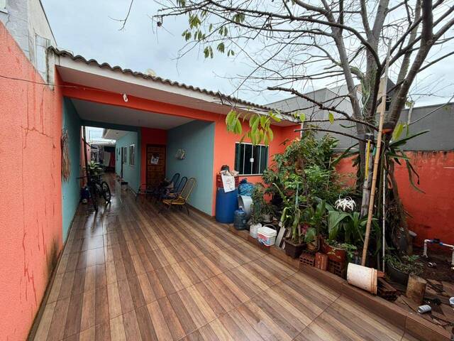 #06501.002 - Casa para Locação em Arapongas - PR