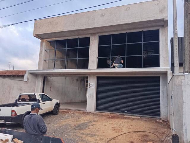#00041.93 - Barracão para Locação em Arapongas - PR