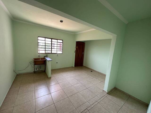 #04026.031 - Apartamento para Locação em Arapongas - PR