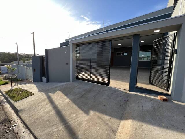 #01053.008 - Casa para Locação em Arapongas - PR