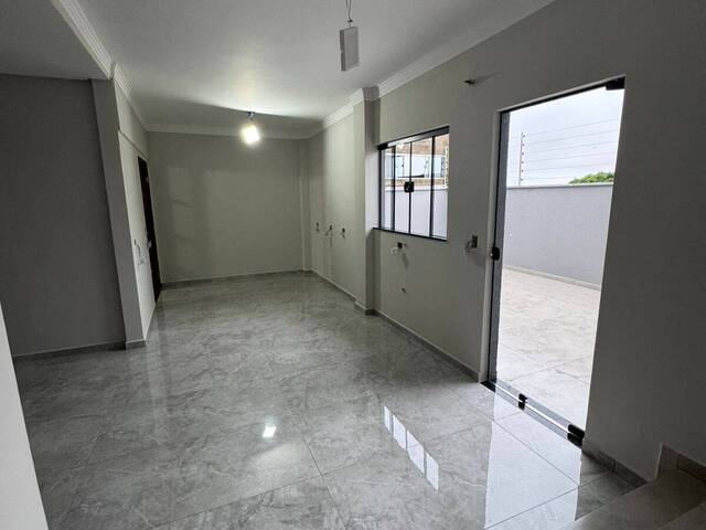 Sobrado para Venda em Arapongas - 4