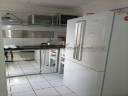 Apartamento para Venda em Arapongas - 2