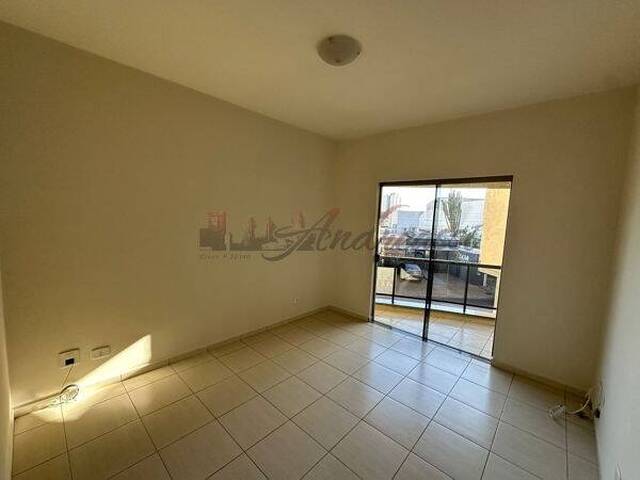 #00120.001 - Apartamento Sobreloja para Locação em Arapongas - PR