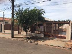 Casa para Venda em Arapongas - 2