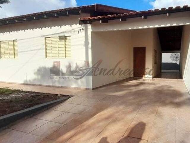 Casa para Venda em Arapongas - 3
