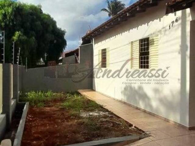Casa para Venda em Arapongas - 2